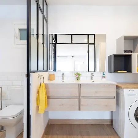 Apartament New And Swimming Pool