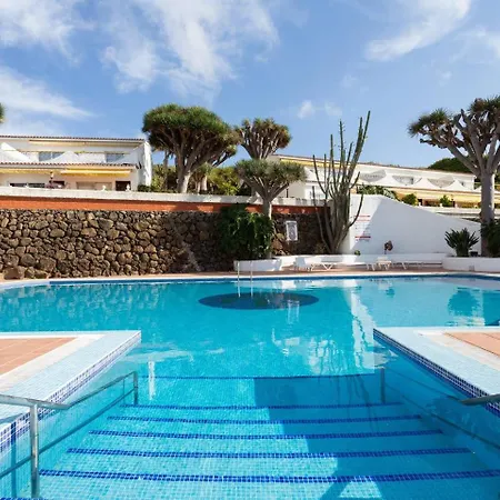 New And Swimming Pool *