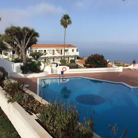 New And Swimming Pool Apartment Tacoronte